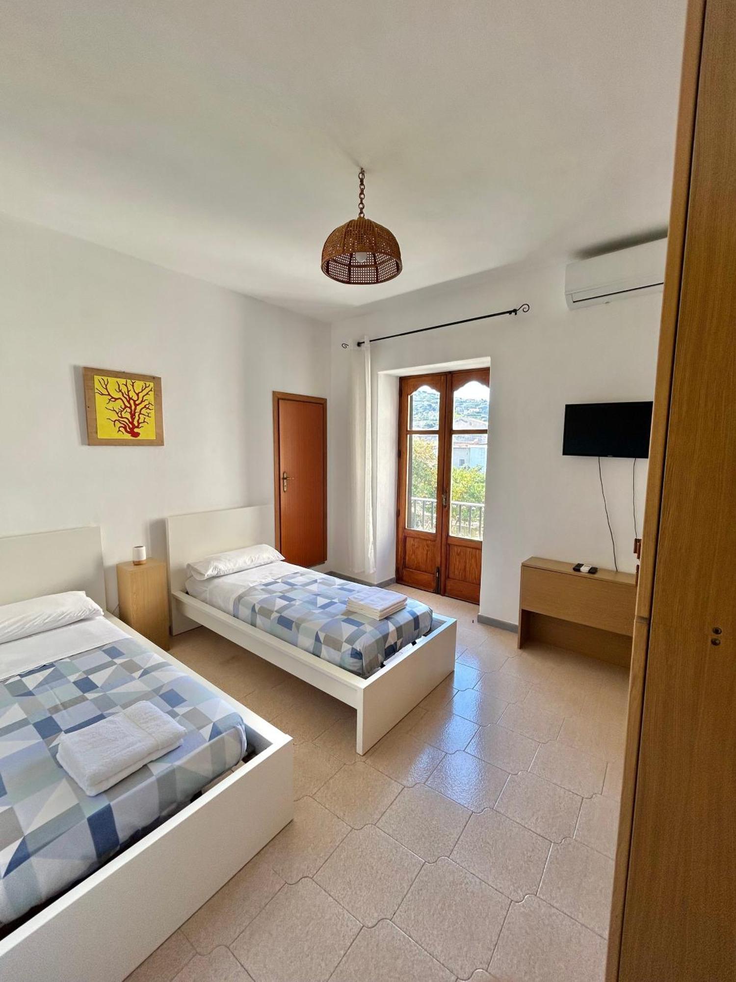 Aeolian Apartments Lipari  Exterior photo